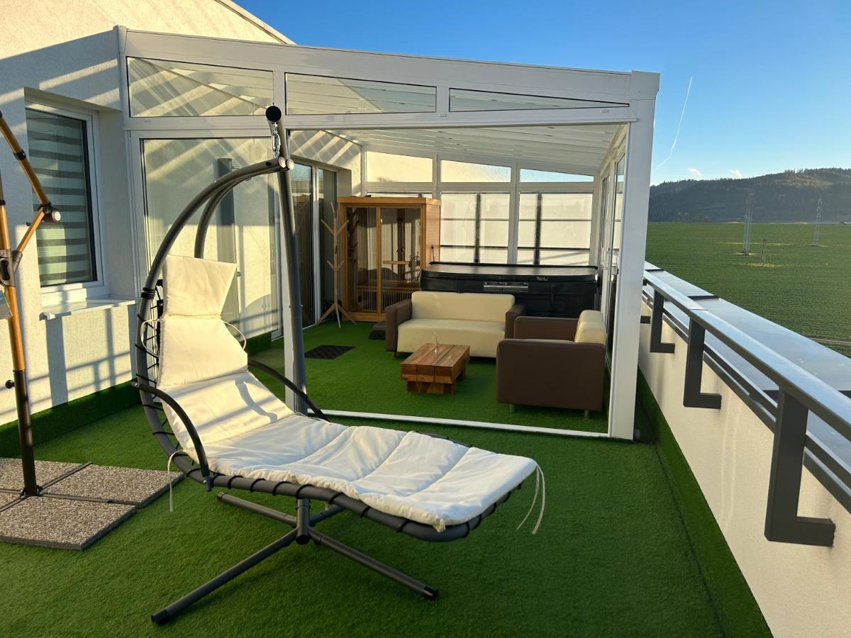 Tatra Billetee Apartman S Luxusnym Vyhladom Na Vysoketatry A Sukromnym Wellness Poprad Ngoại thất bức ảnh