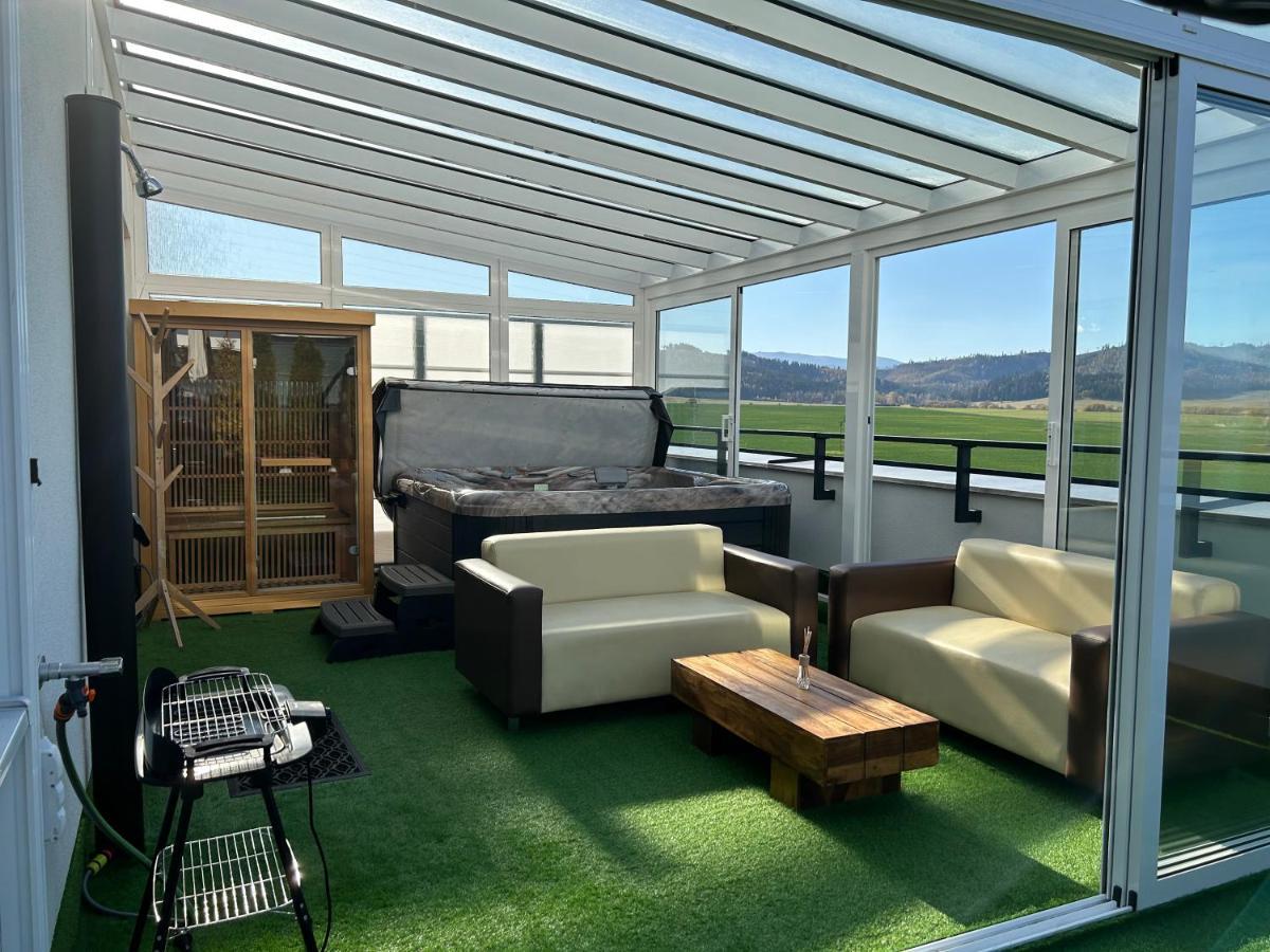 Tatra Billetee Apartman S Luxusnym Vyhladom Na Vysoketatry A Sukromnym Wellness Poprad Ngoại thất bức ảnh